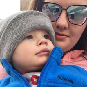 Meet your Posher, Caroline